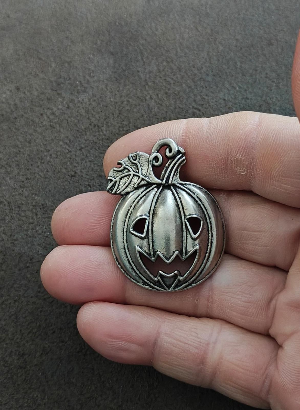 Silver Tone Jack-o'-lantern Charm/Pendant