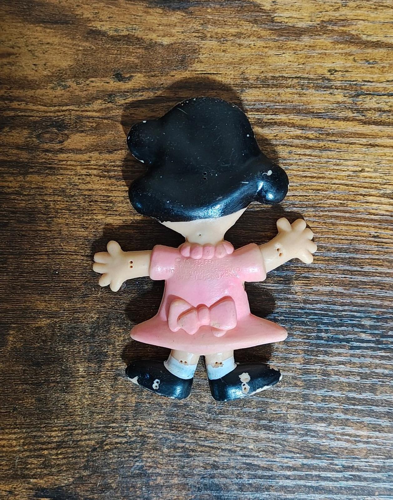 1969 United Feature Syndicate Lucy Van Pelt From Peanuts Bendable Figure