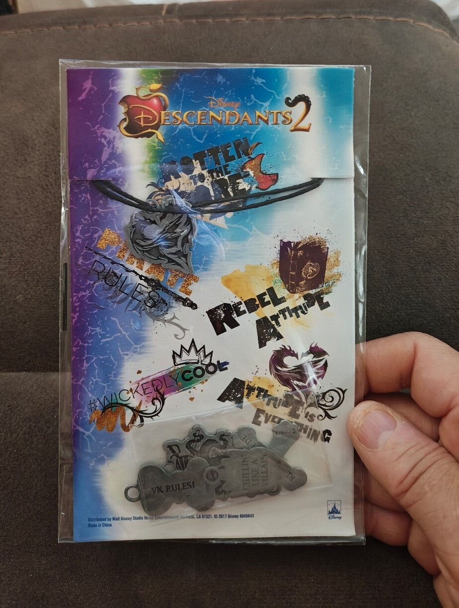 Official Disney Descendants 2 "Rotten to the Core" Charm Necklace New