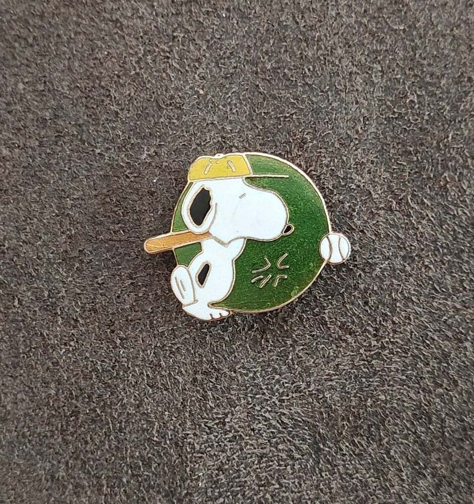 1970s Peanuts Snoopy Baseball Cloisonné Gold Tone Enamel Pin.