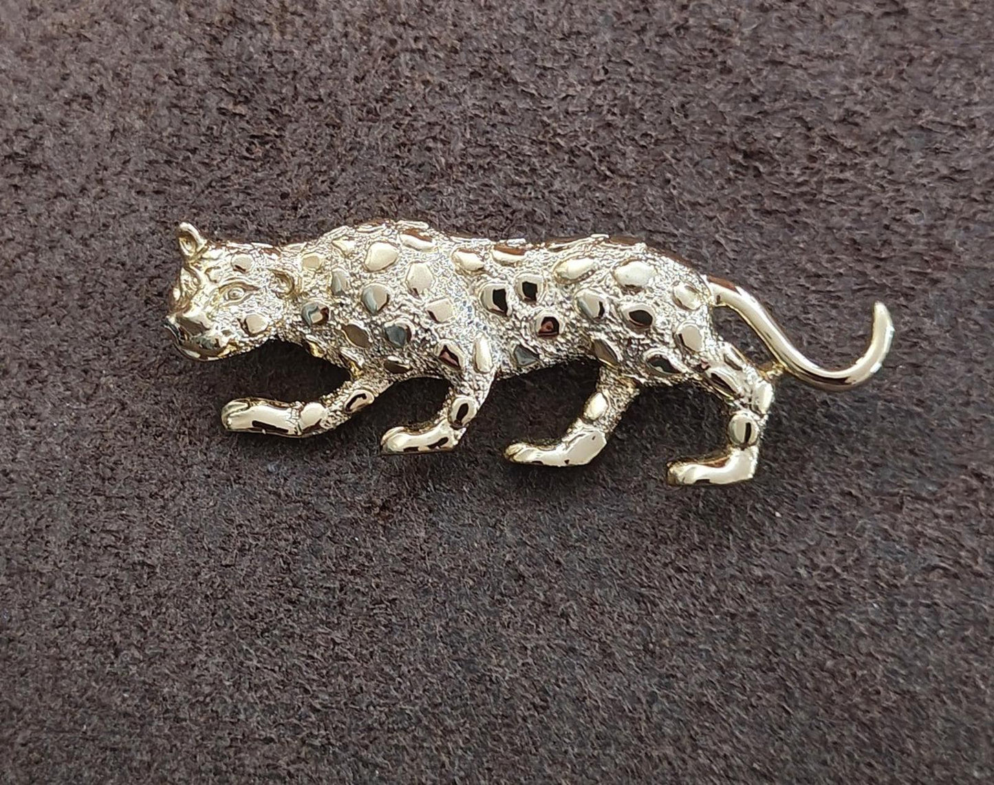 1980s Vintage Gerry's Silver Tone Textured Leopard Brooch Pin