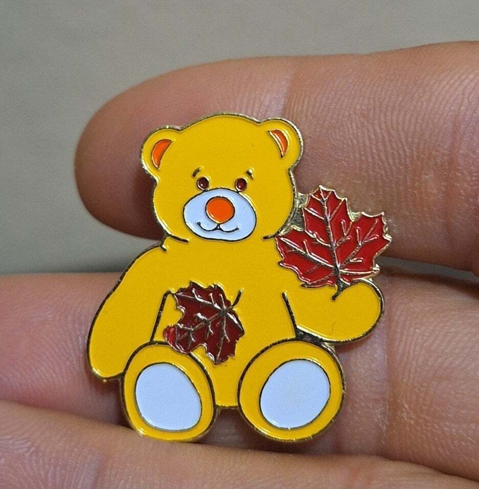 2007 Build - A - Bear Lapel Pin