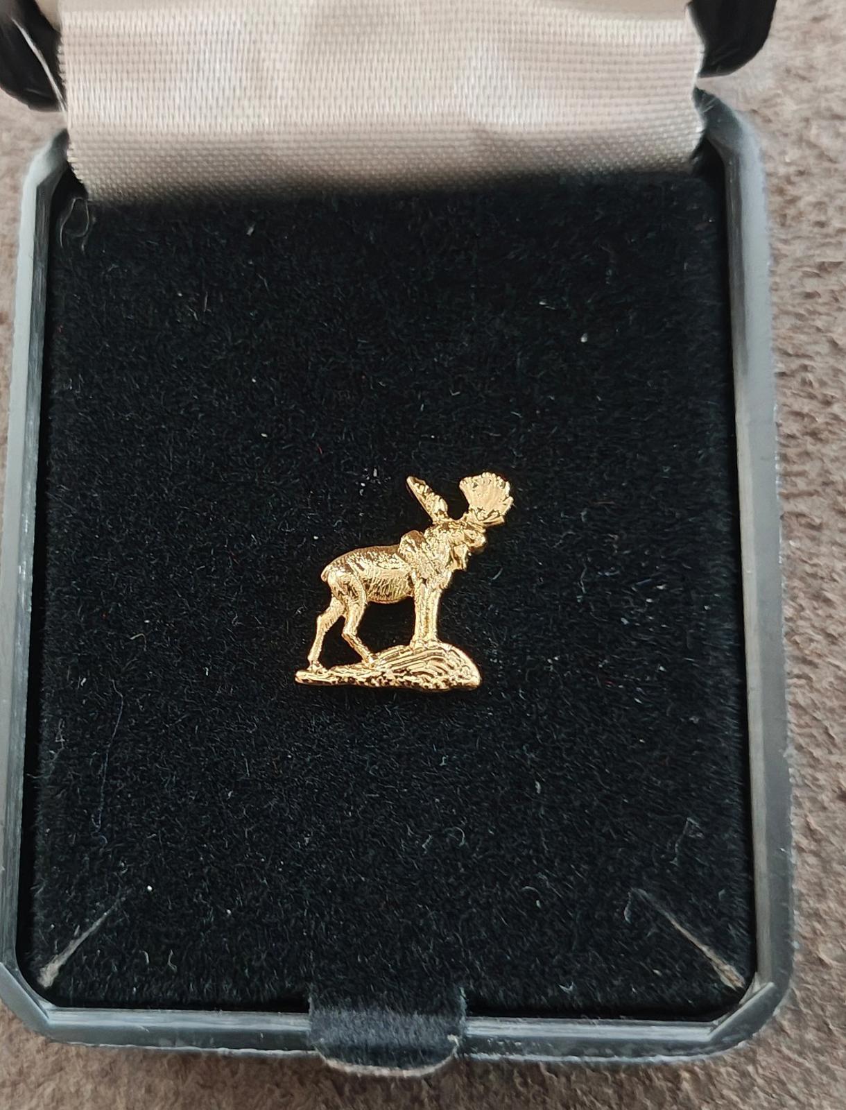 1960s Gold Tone Textured Moose Tie Tack/Lapel Pin