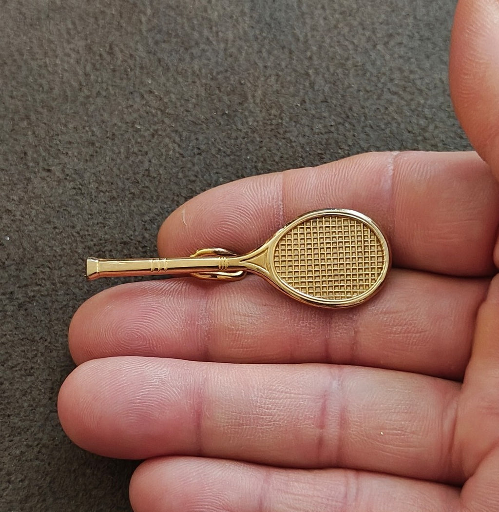 1960s Gold Tone Tennis Racket Wire Loop Tie Bar Clip