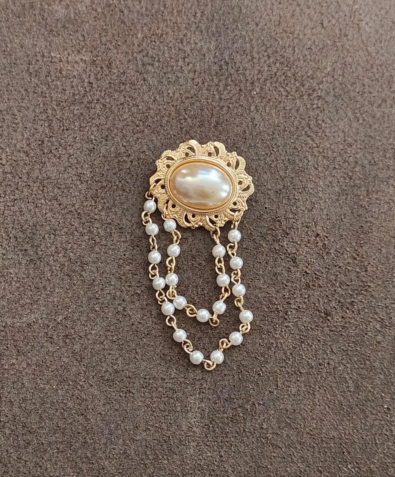 1980s Gold Tone Filigree Chatelaine Brooch With a Center Faux Pearl