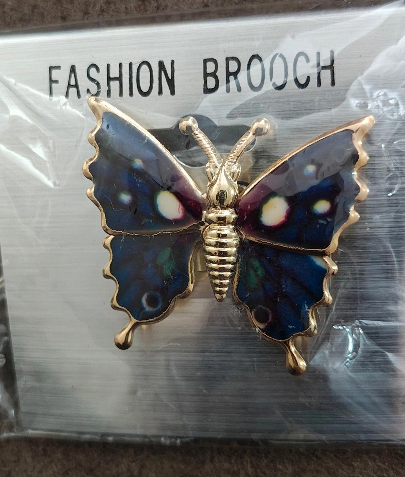 1980s Vintage Gold Tone Dark Blue Butterfly Brooch Pin New.