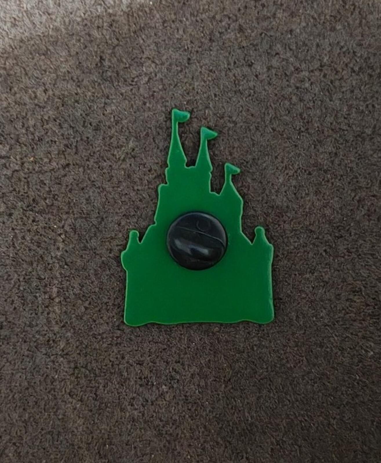 Disney Inspired Silhoette Castle With Minnie Mouse Bow Enamel Pin