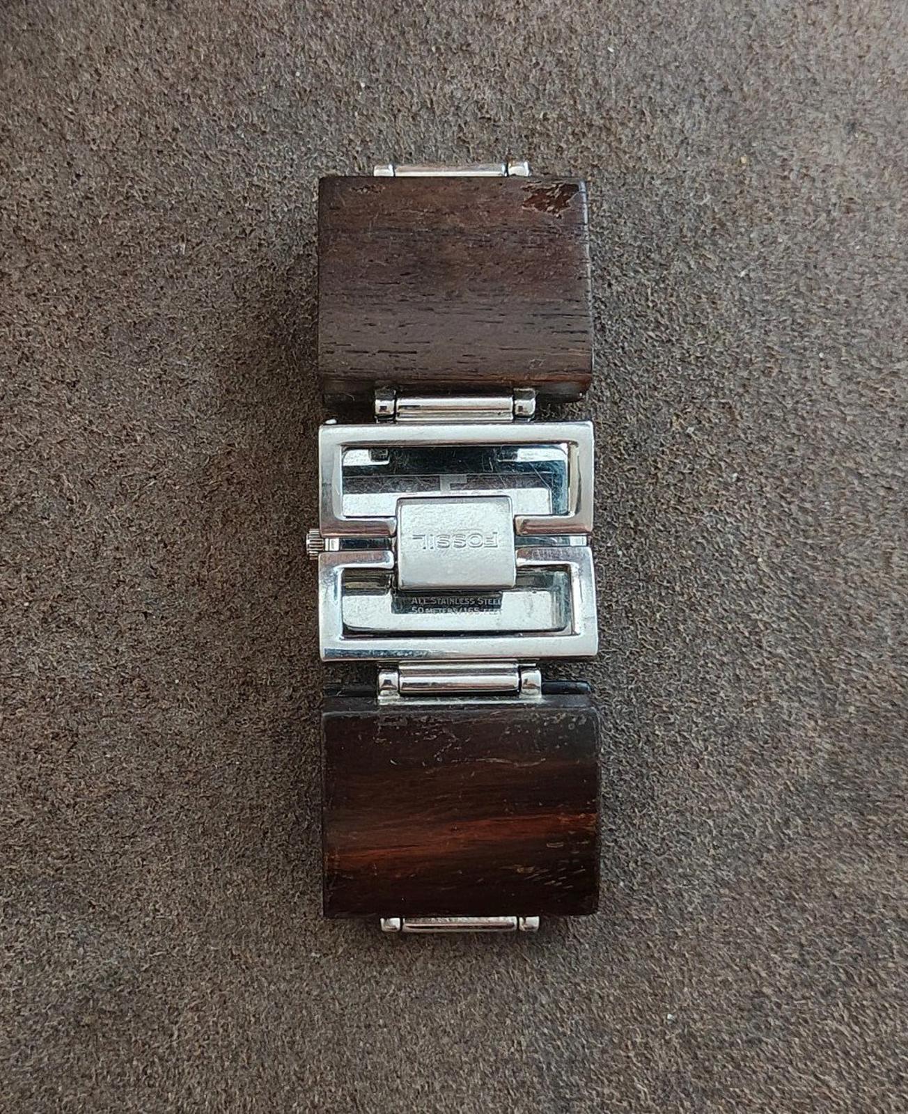 Elegant Silver Tone Wooden Band ES-1540 Ladies Fossil Watch