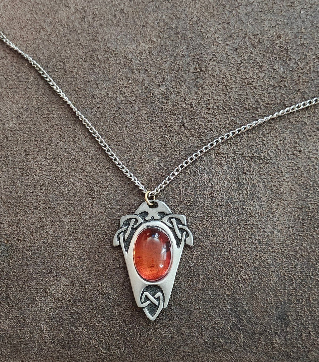 90s St Justin Cornwall Pewter Celtic Shield Pendant Necklace, Baltic Amber Stone - Trinketmania-LV