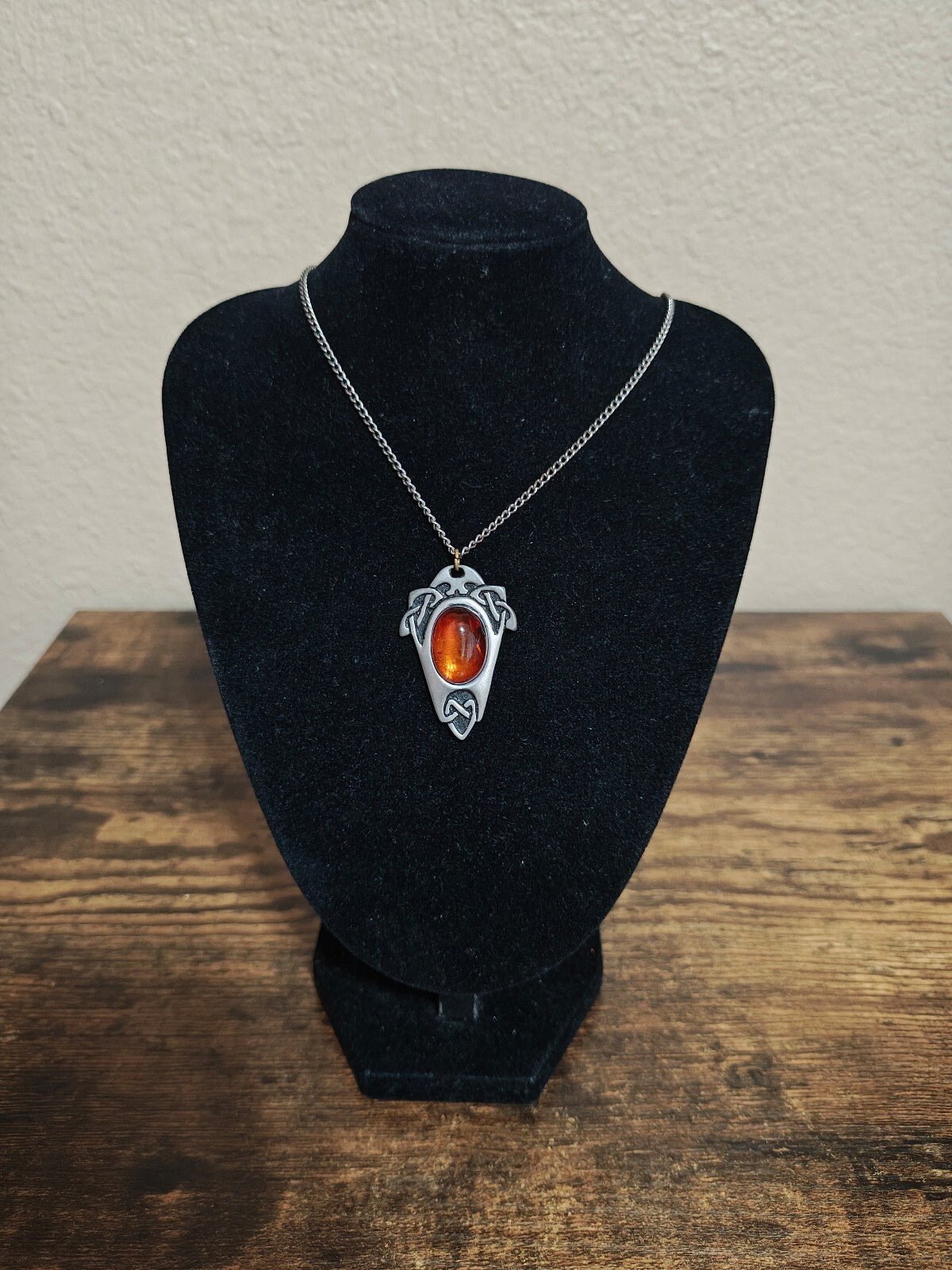 90s St Justin Cornwall Pewter Celtic Shield Pendant Necklace, Baltic Amber Stone - Trinketmania-LV