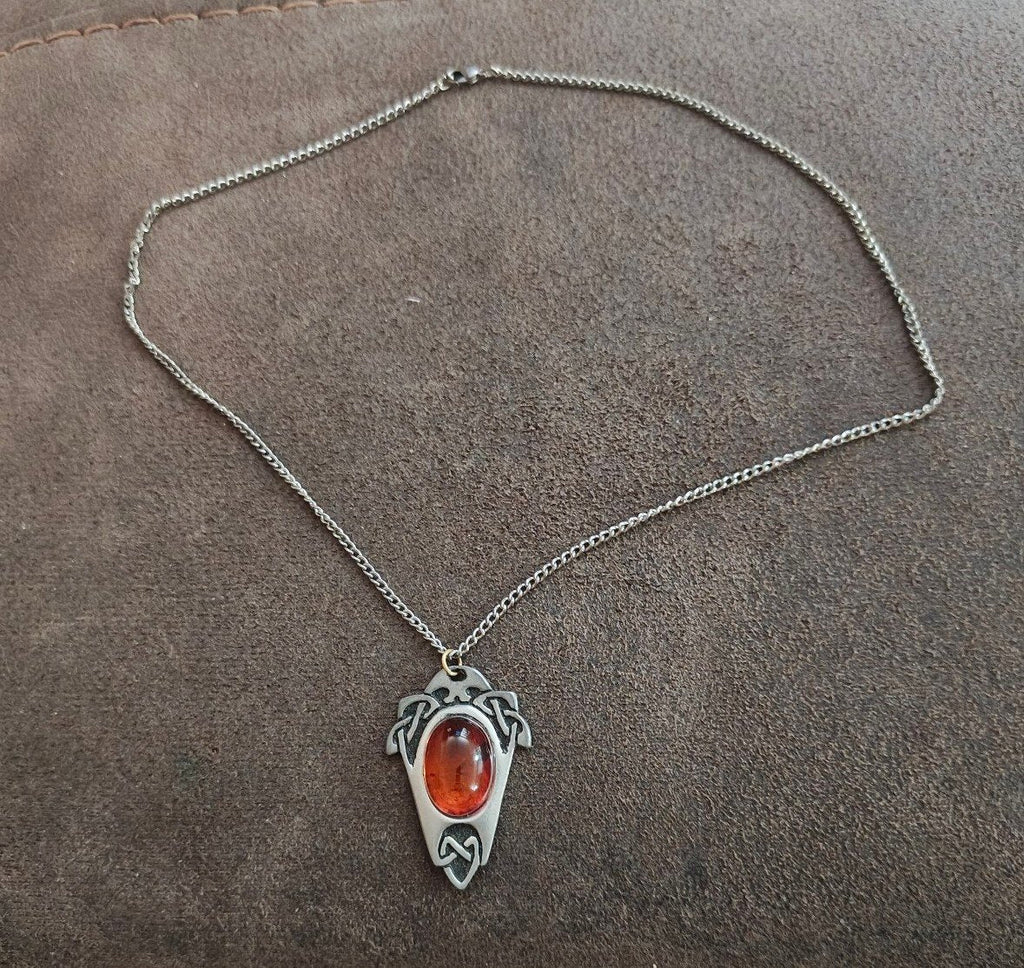 90s St Justin Cornwall Pewter Celtic Shield Pendant Necklace, Baltic Amber Stone - Trinketmania-LV