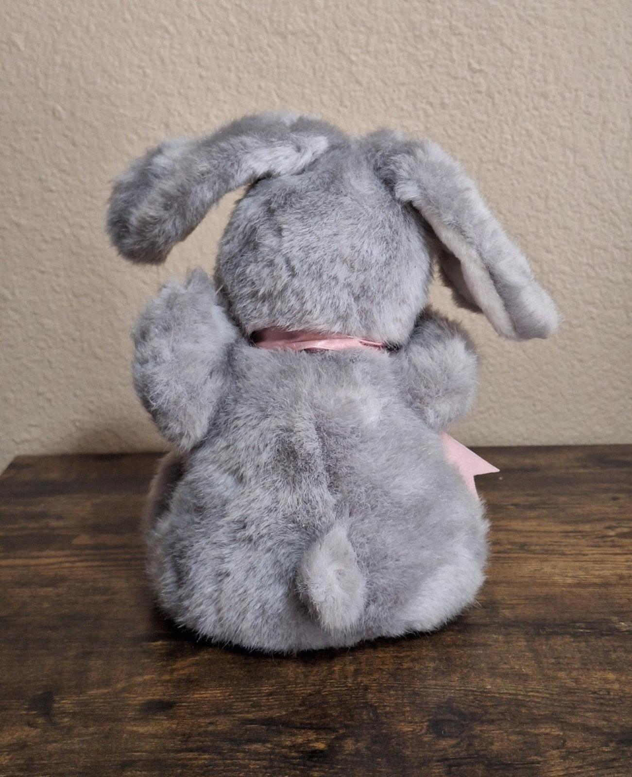 Cute Vintage 2001 Cuddle Kids Geppeddo Baily Bunny Rabbit Porcelain Face Plush.