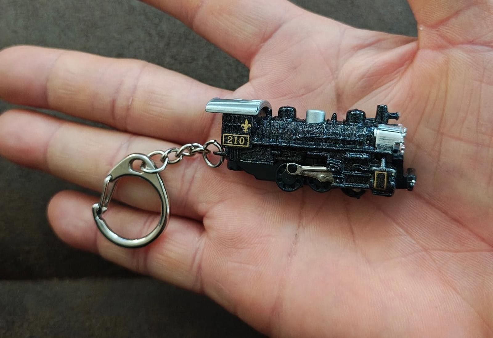1970s Vintage Black Plastic USA American Locomotive 210 Keychain