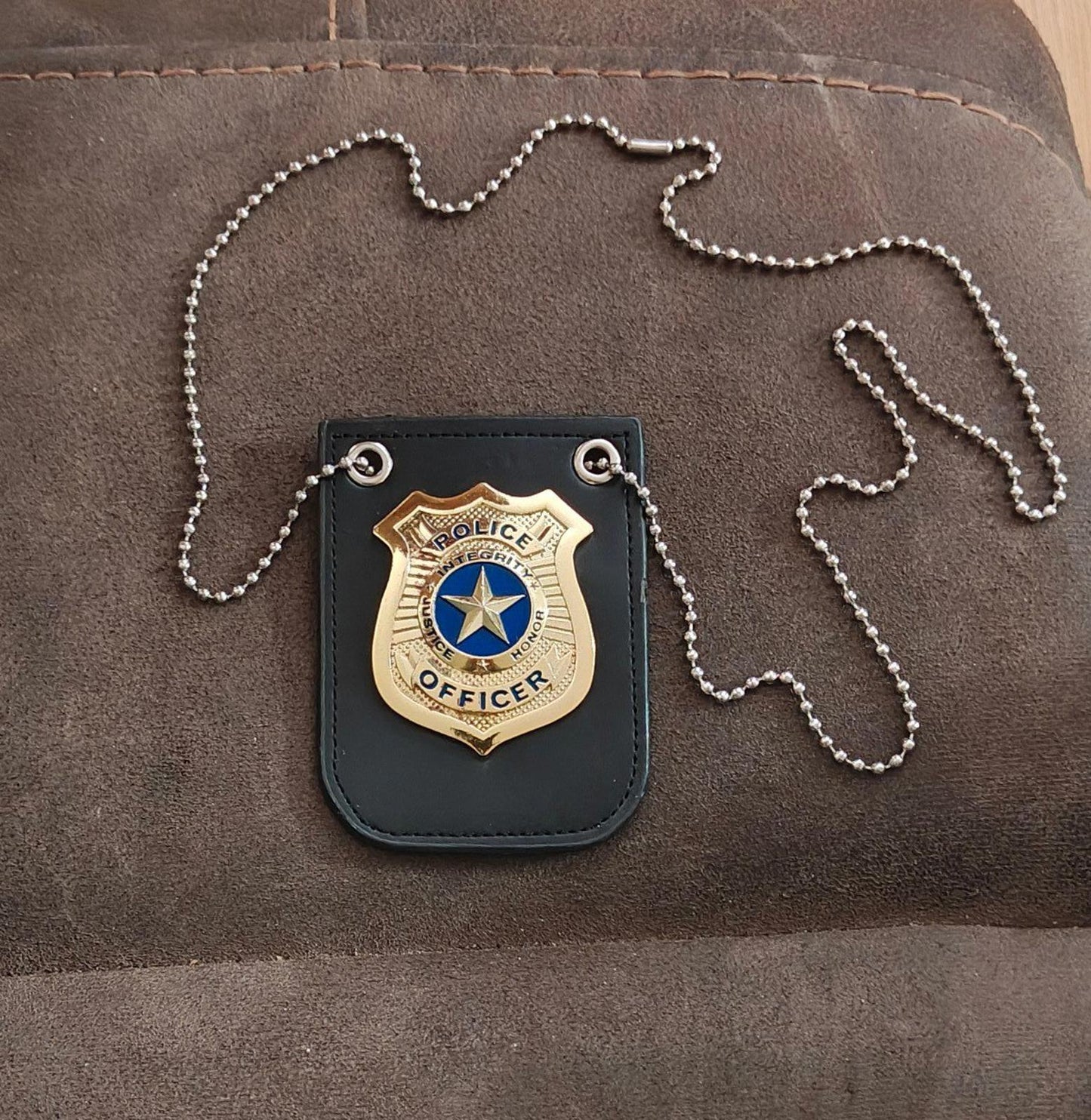 Spooktacular Creations Police Pretend Play Toy Metal Badge With Chain