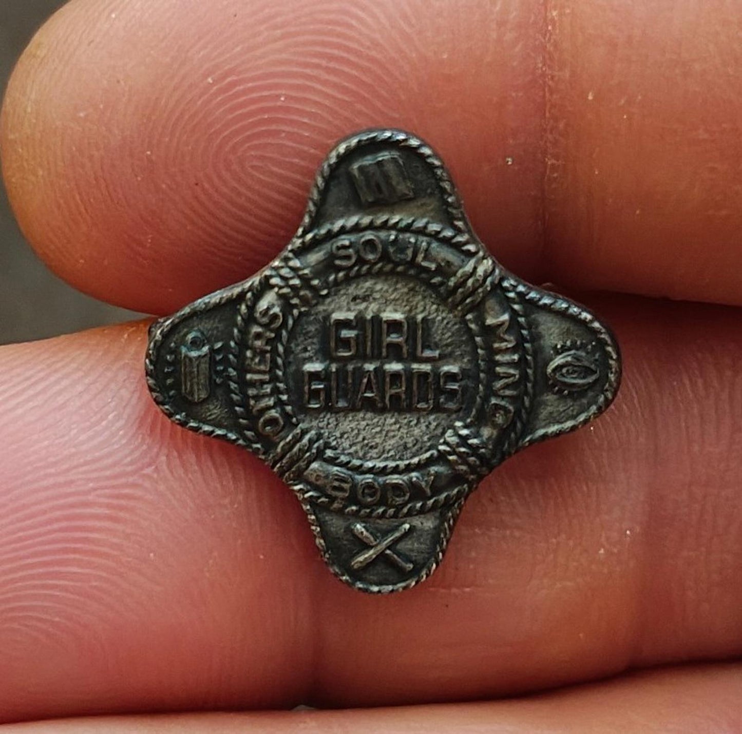 1920s/30s Vintage Salvation Army Girl Guards Membership Silver Tone Badge Pin