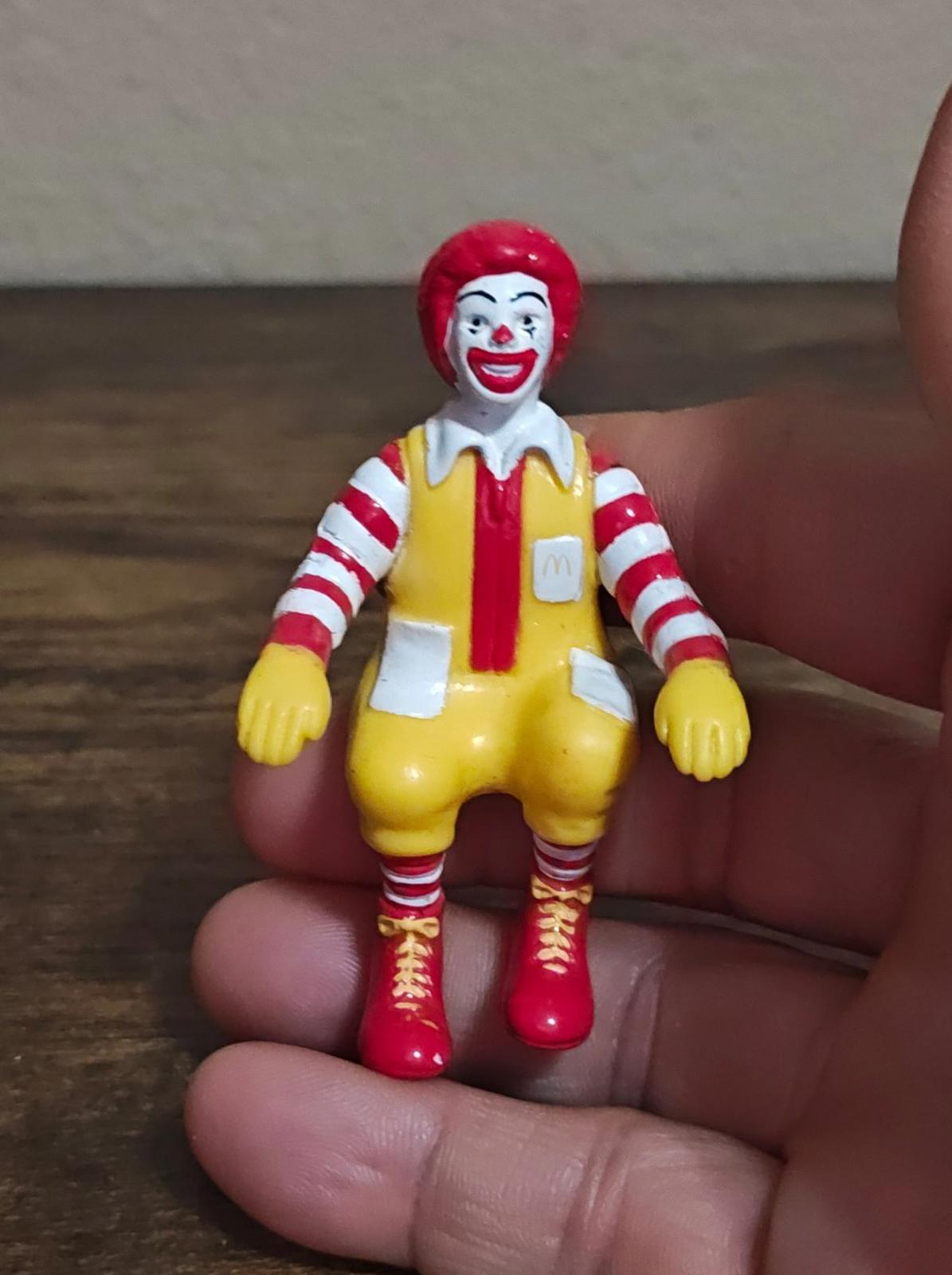 1995 Ronald McDonald Happy Meal PVC Figurine