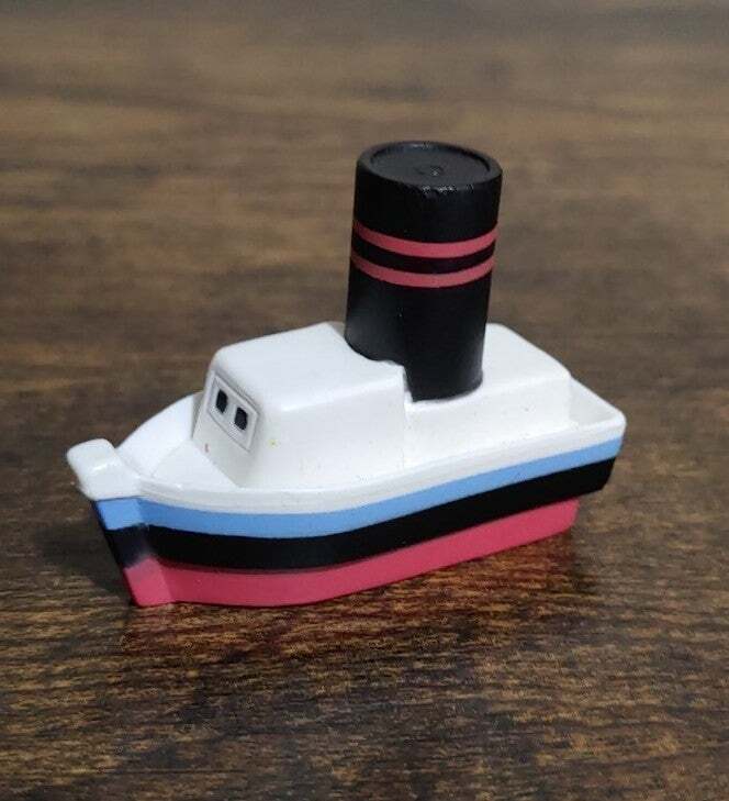 2002 Misfit Toy Tug Boat PVC Figure
