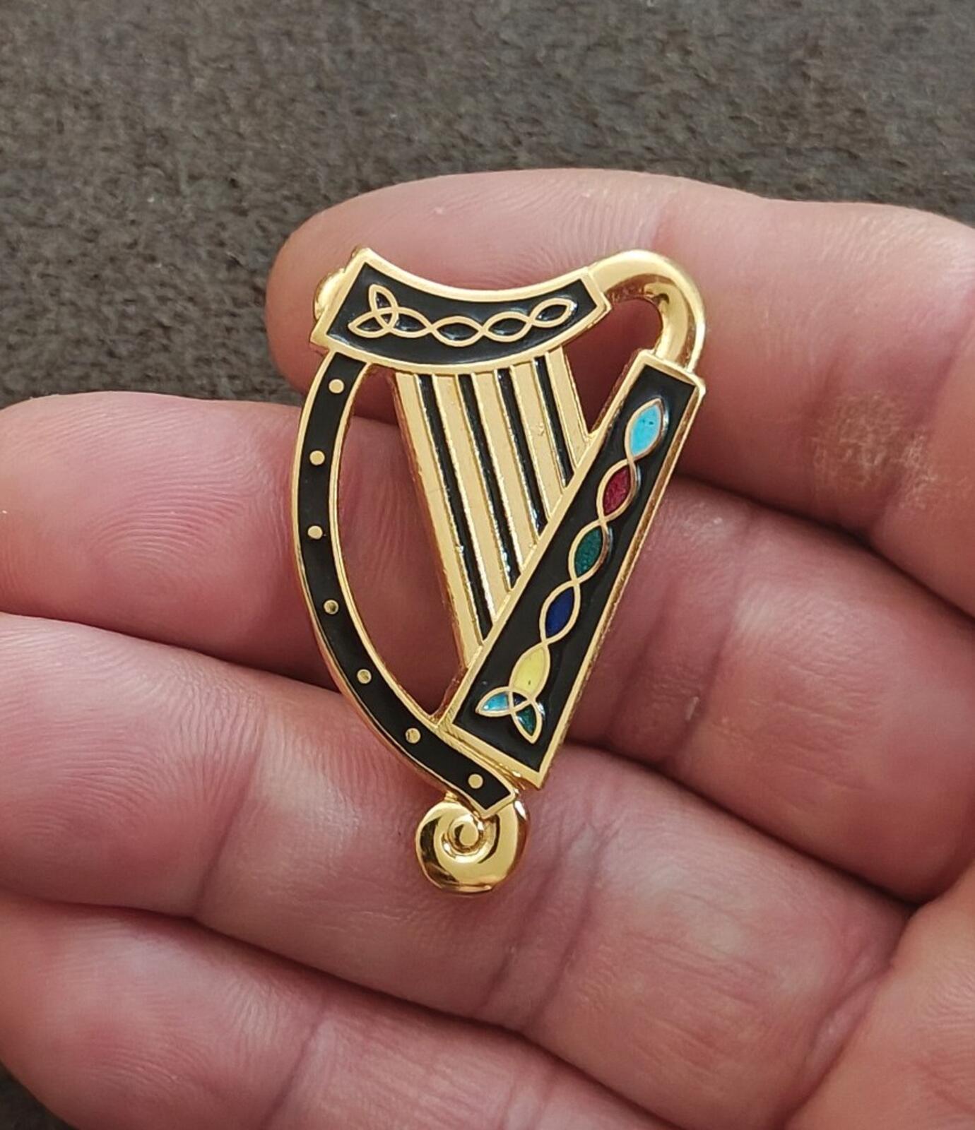 1980s Gold Tone With Black Enamel Irish Celtic Harp