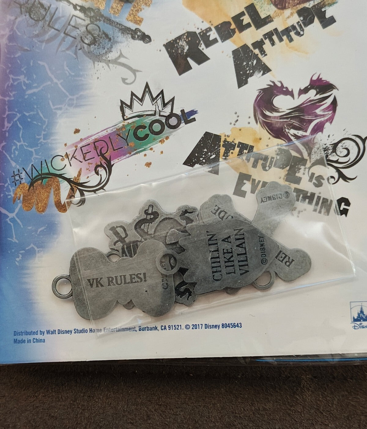 Official Disney Descendants 2 "Rotten to the Core" Charm Necklace New