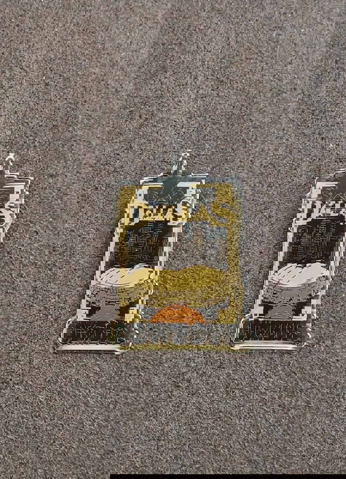 1990's Dallas Cowboys Gold Tone Enamel Pin