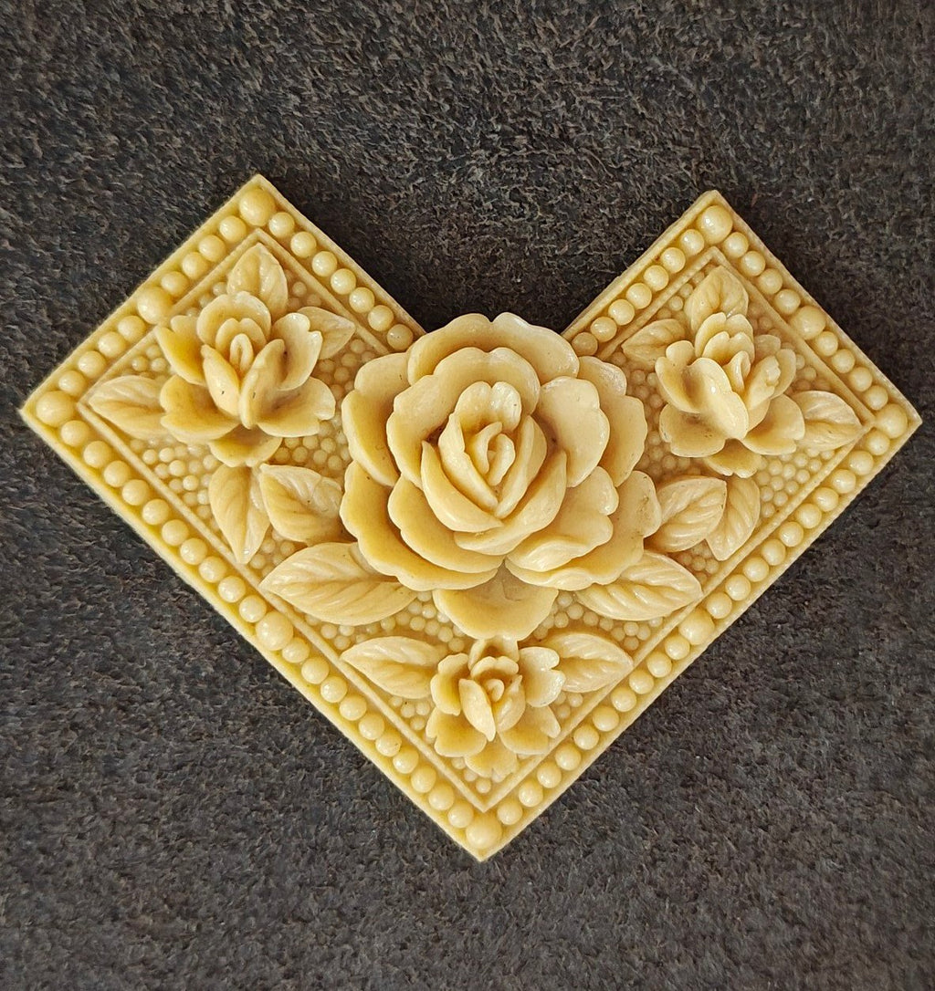 1930s/40s Molded Celluloid Floral V-Brooch Pin