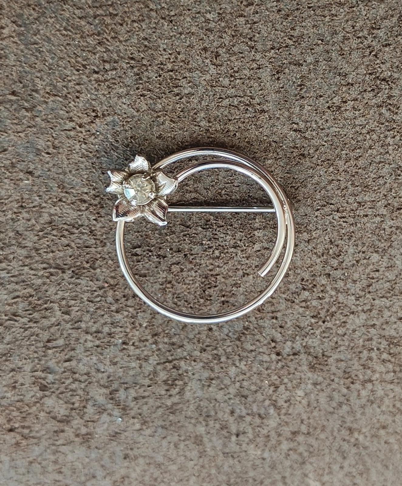 1950s/60s Hedy Sterling Silver Circle Floral Accent and Rhinestone Brooch