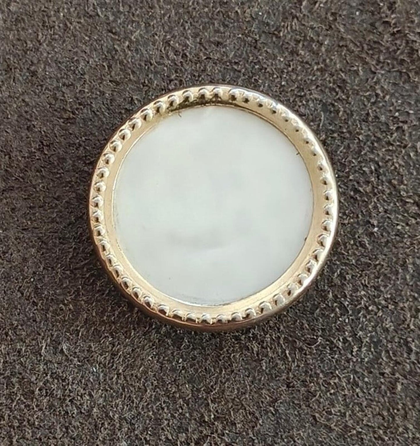 1950s General Manufacturing Co. Mother Of Pearl (MOP) Magnetic Seamstress Brooch
