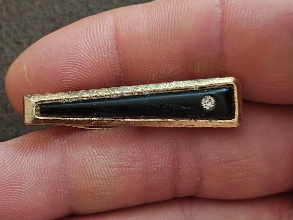 1950s/60 Gold Tone Tapered Black Inlay Tie Clip With Clear Faux Diamond Accent
