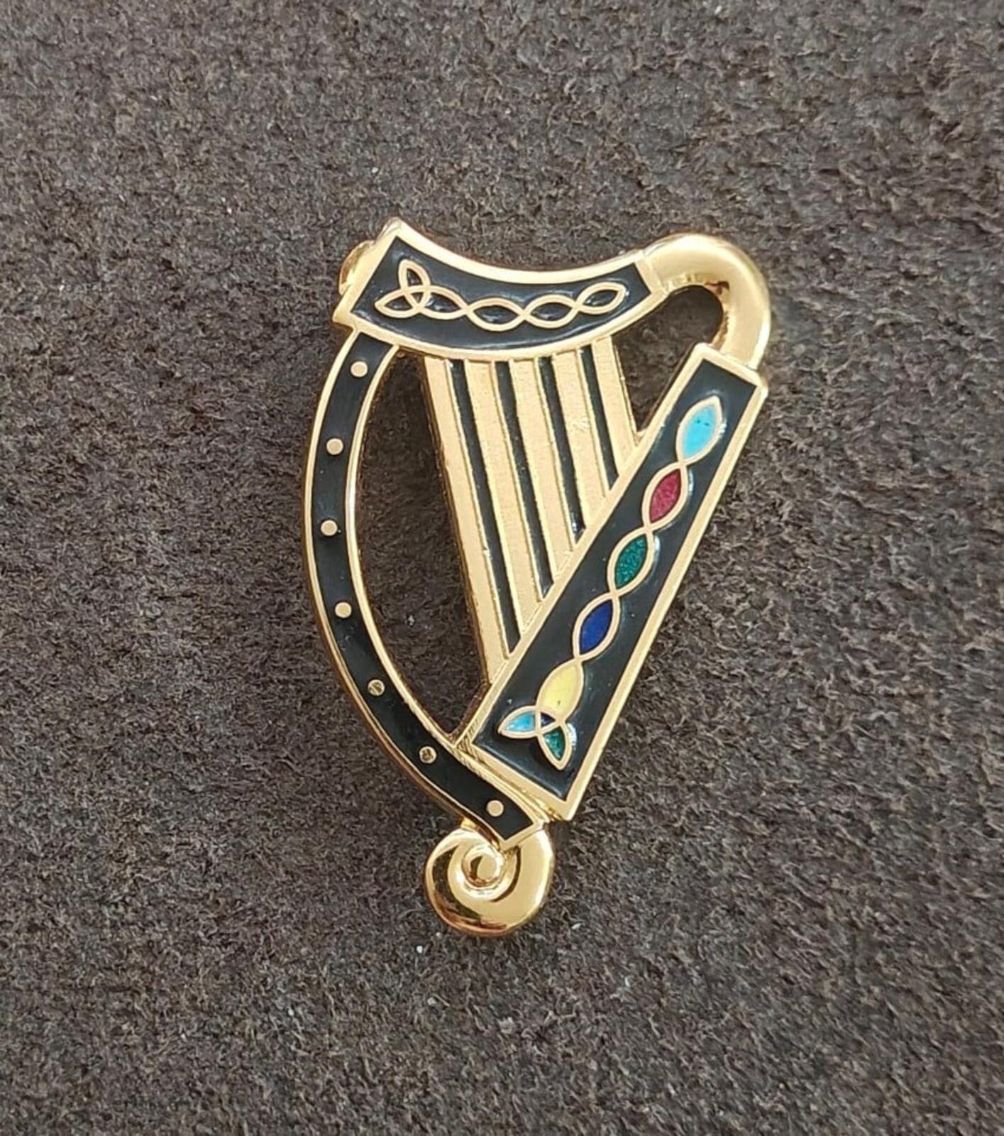 1980s Gold Tone With Black Enamel Irish Celtic Harp