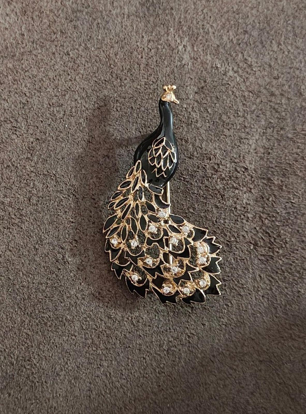 1990's Gold Tone Black Peacock With Sparkling Rhinestones Brooch Pin
