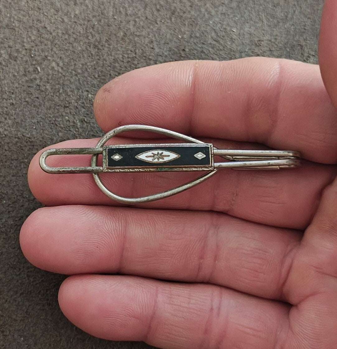 1930s/40s Art Deco Loop Style Silver Tone Black and White Tie Clip
