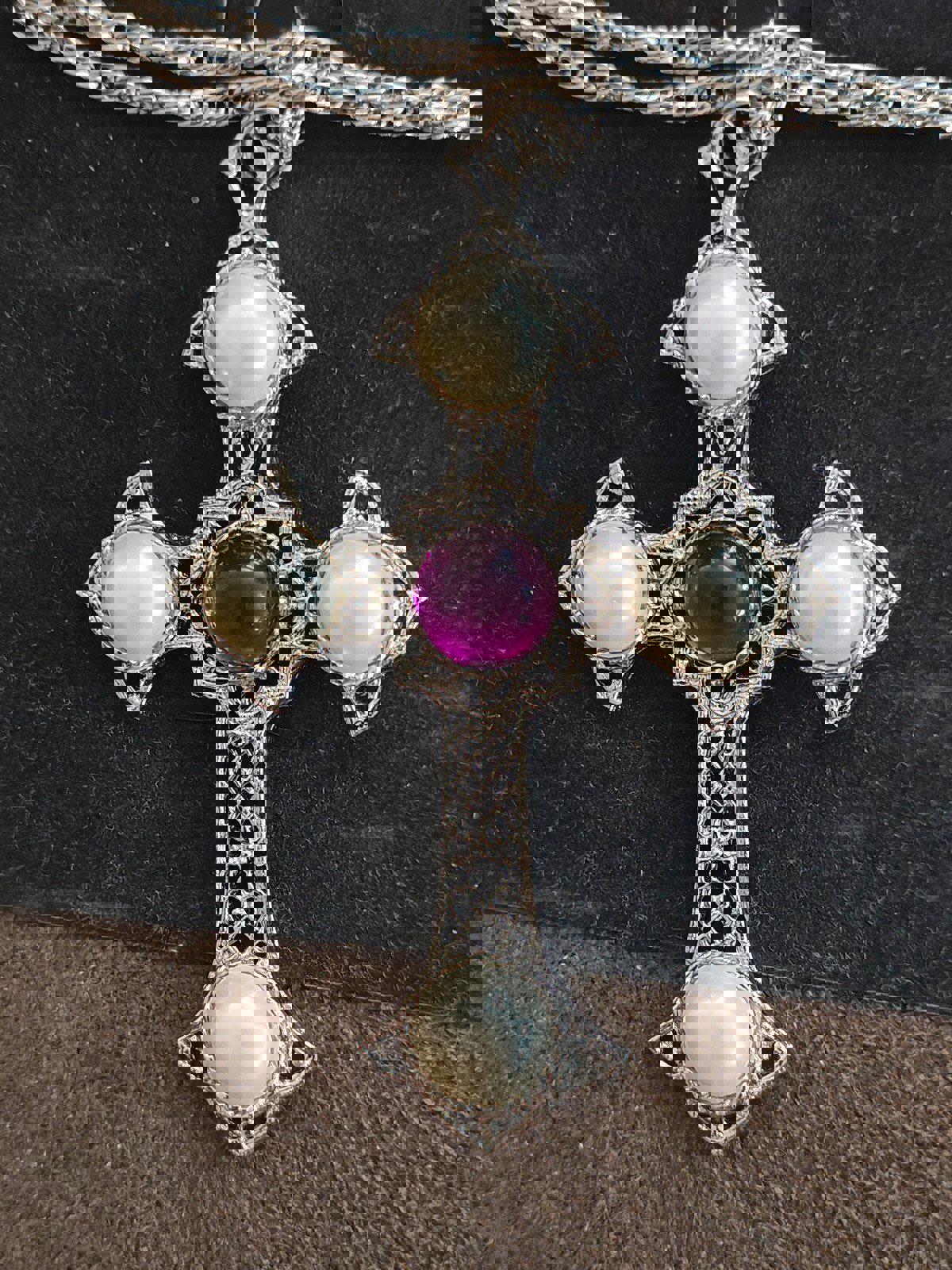 1974 Crusader Cross Sarah Coventry Pendant Necklace