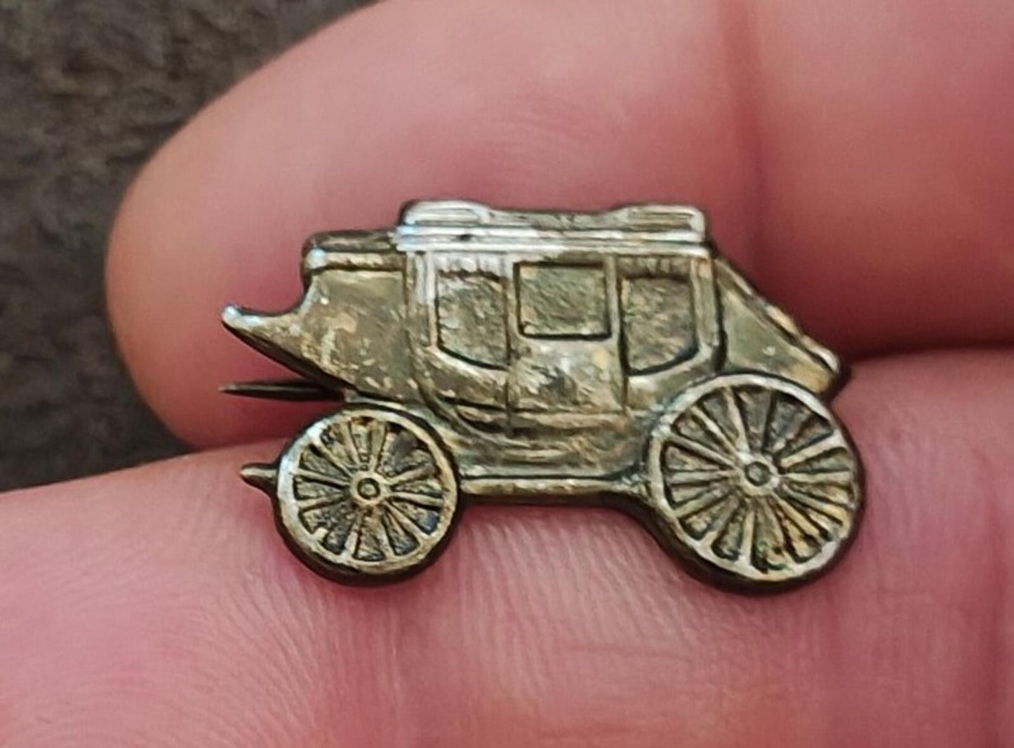 1960s/70s Wild West Stagecoach Cast Metal With Antique Brass Tone Finish Pin