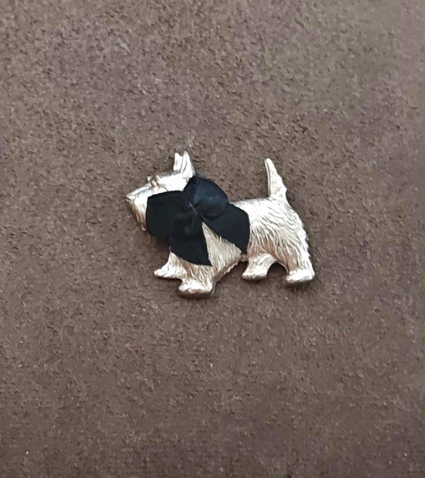 1930s/40s Dapper Scottish Terrier Dog Wearing a Black Bow Silver Tone Brooch
