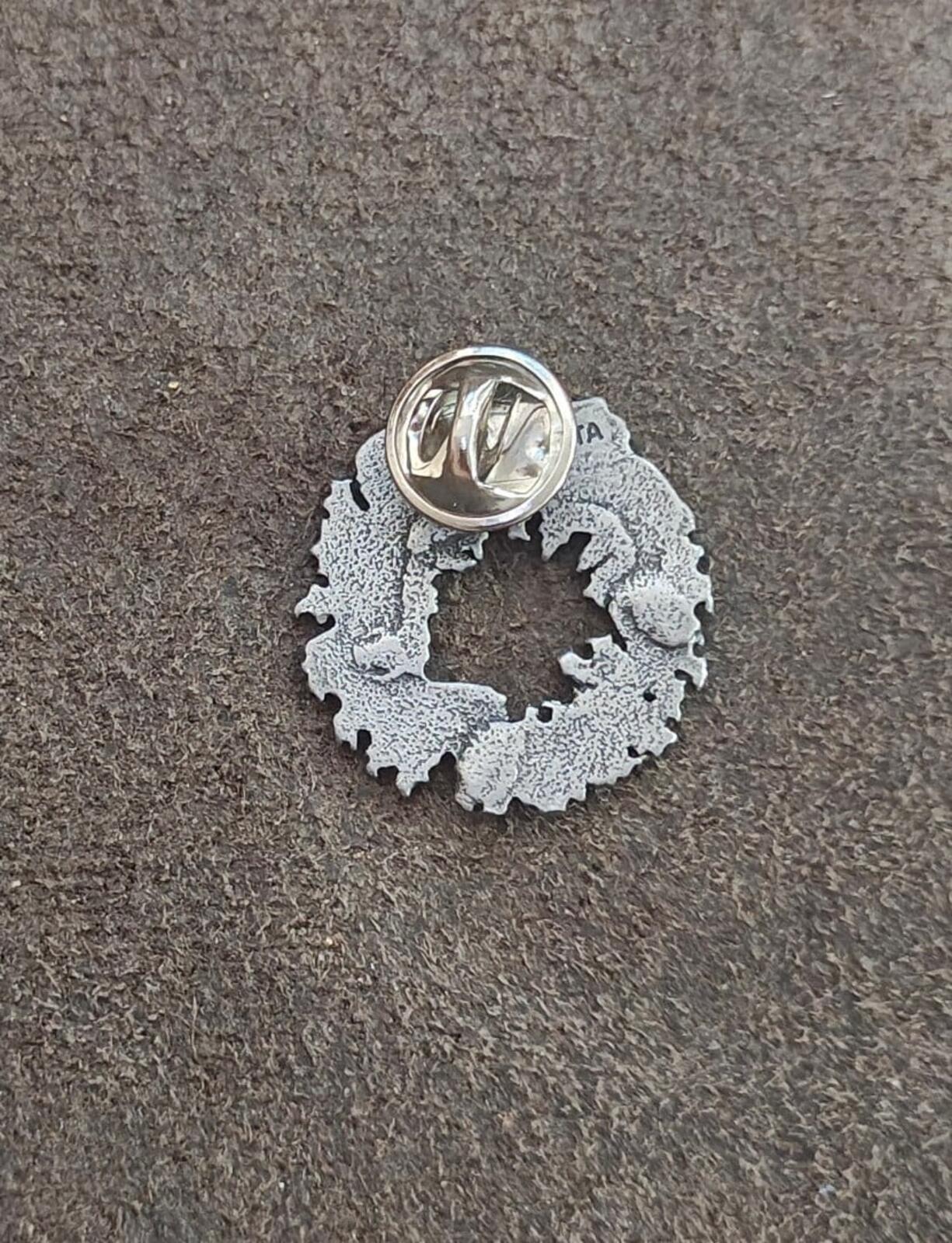 1980s Signed CTA Fine Pewter Christmas Wreath Pin