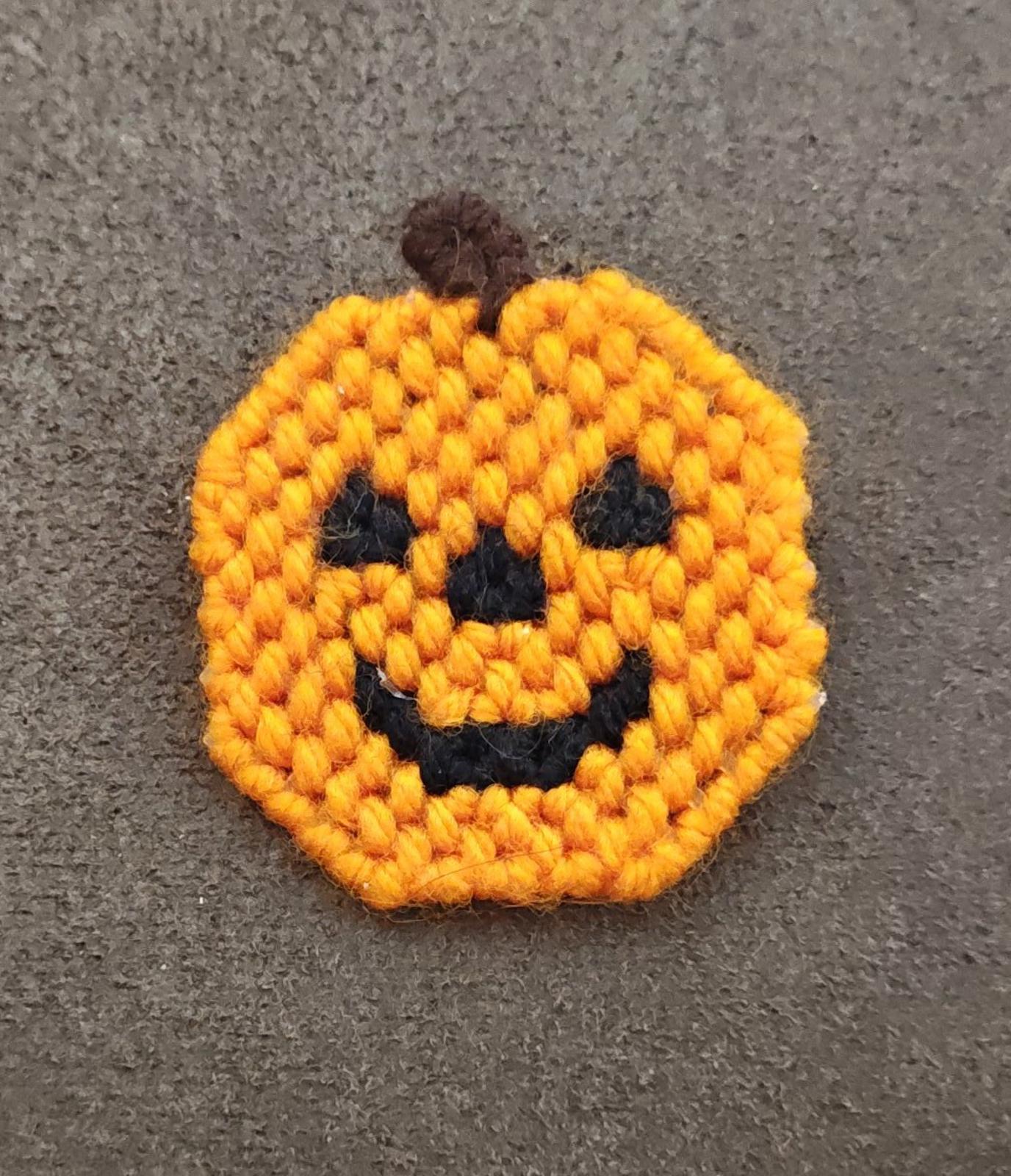 1980s Handcrafted Jack o' Lantern Brooch