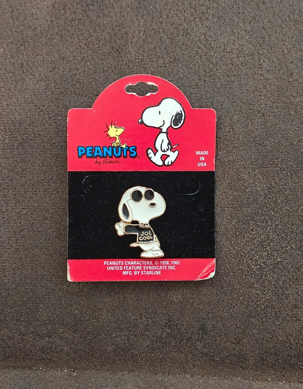 1980s Peanuts Snoopy Joe Cool Gold Tone Enamel Pin