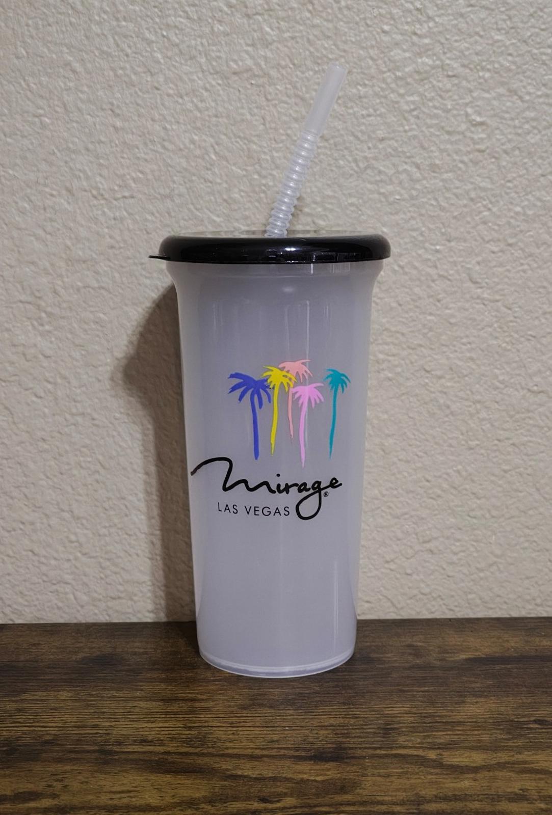 90's Las Vegas Mirage Resort Casino Palm Tree Drinking Cup Tumbler