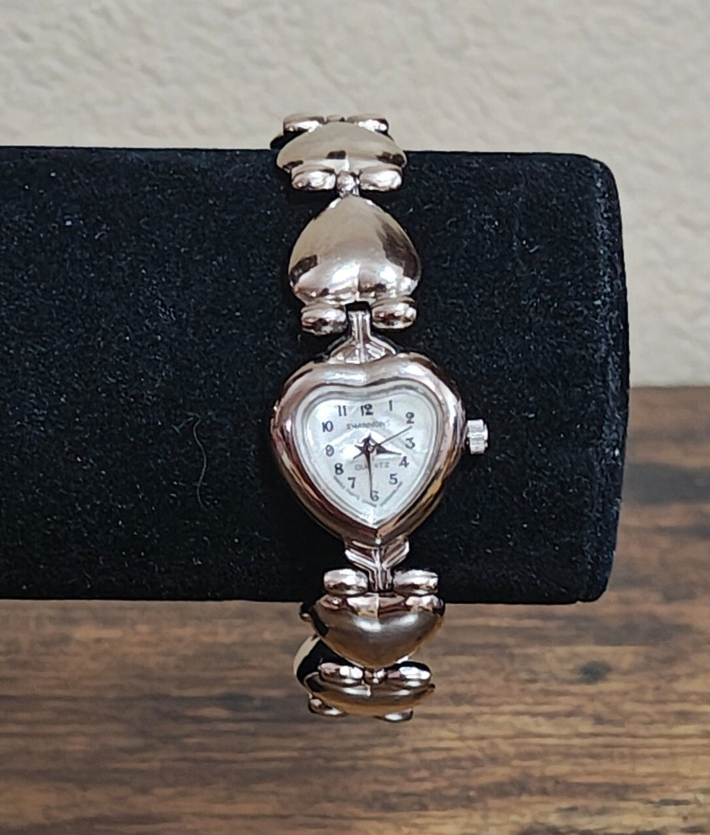 1990s Shannons Heart-Shaped Silver Tone Link Bracelet Statement Ladies Watch