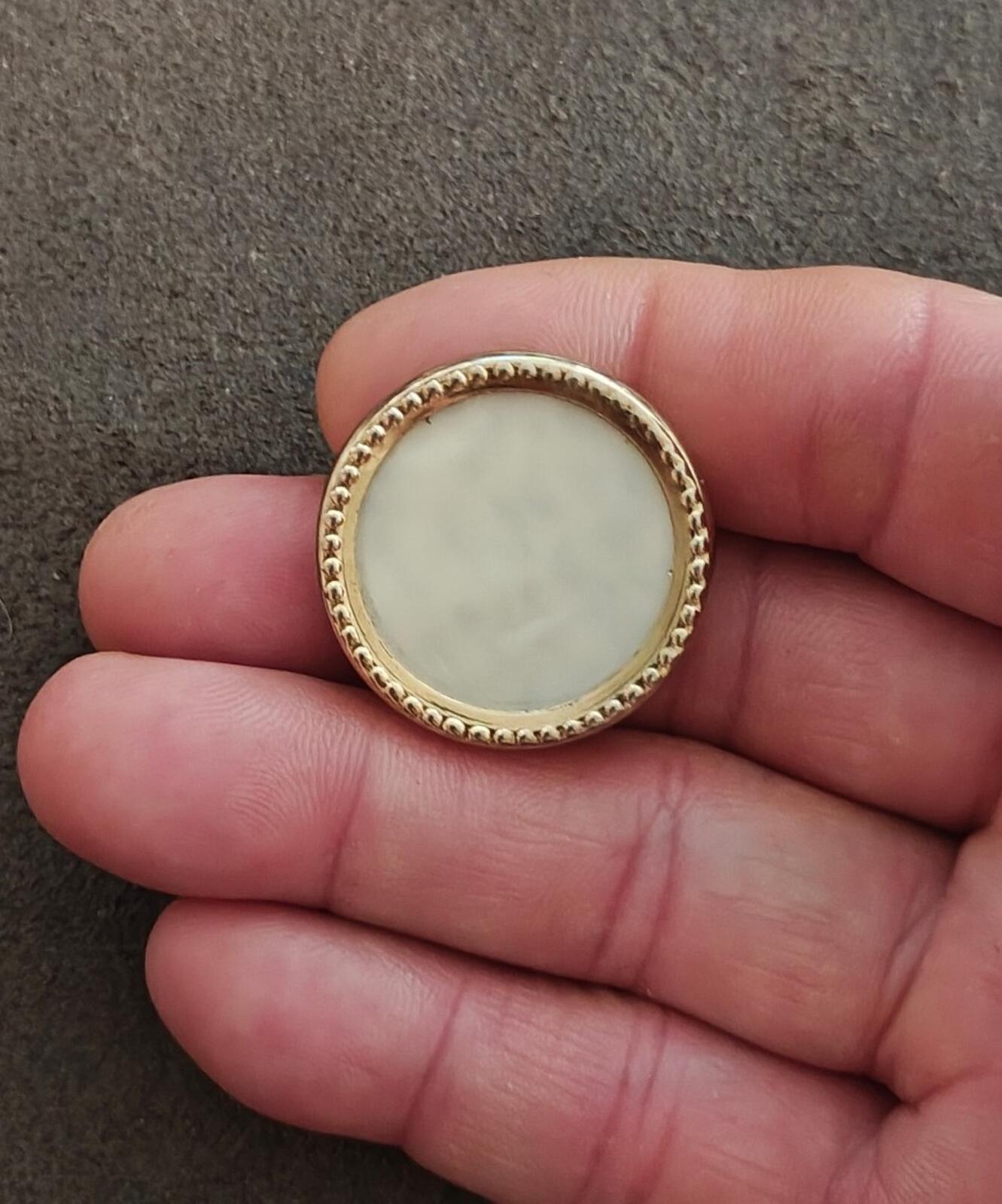 1950s General Manufacturing Co. Mother Of Pearl (MOP) Magnetic Seamstress Brooch