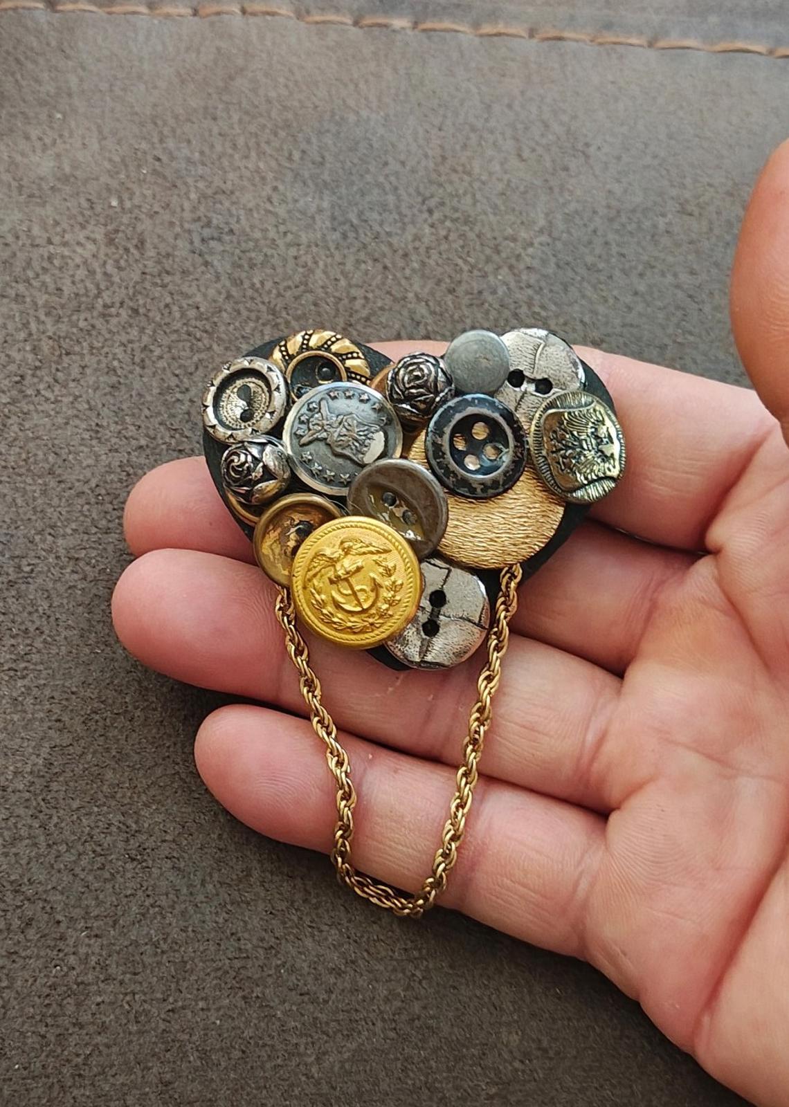 1980s Handmade Collage of Buttons Gold Tone Brooch