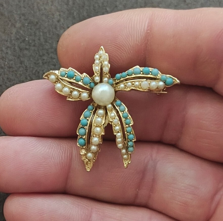 1970s/80s Gold Tone Starfish With Faux Turquoise Beads & Faux Pearls Brooch Pin