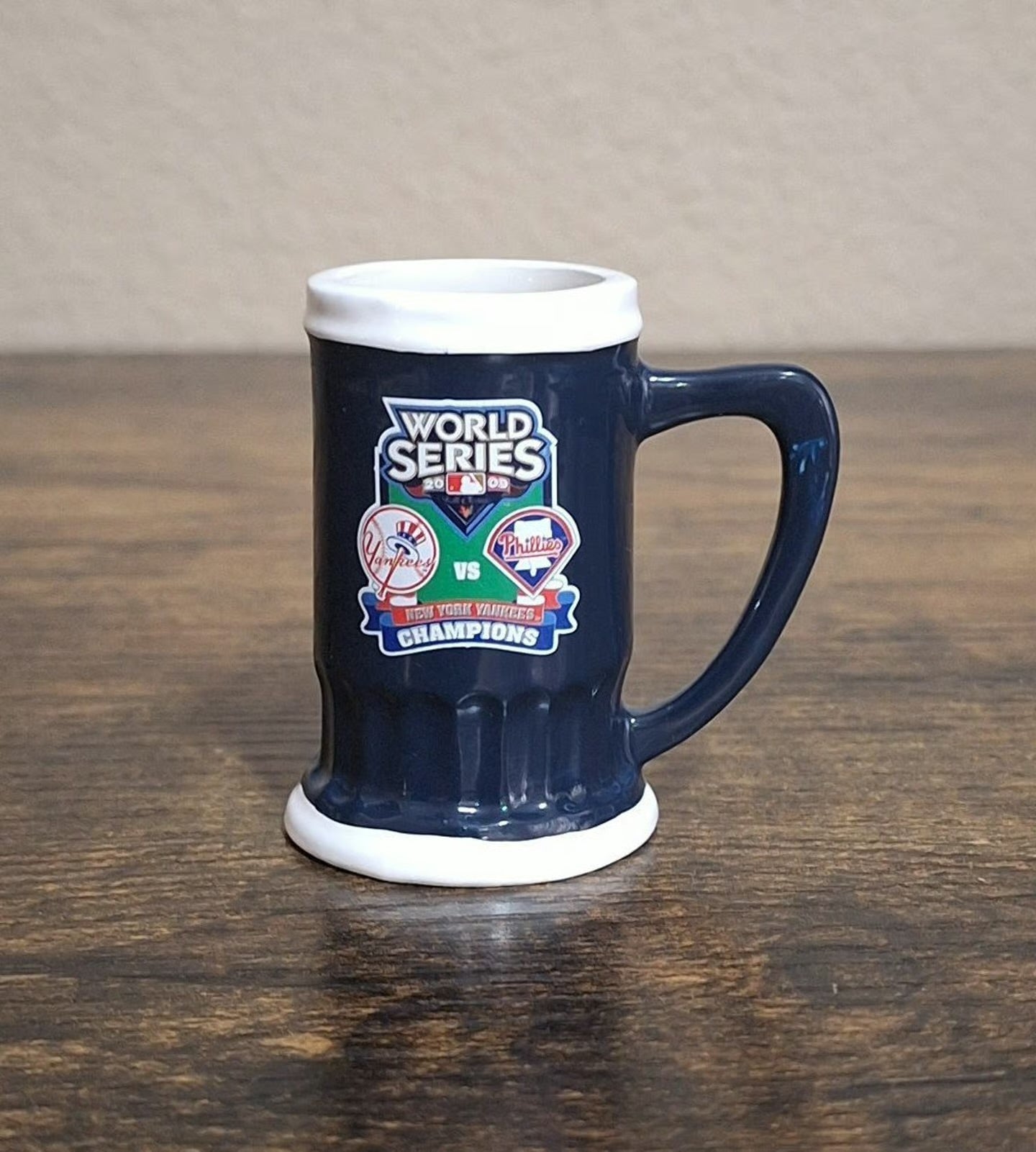 New York Yankees 2009 World Series Champions Decorative Miniature Mug.