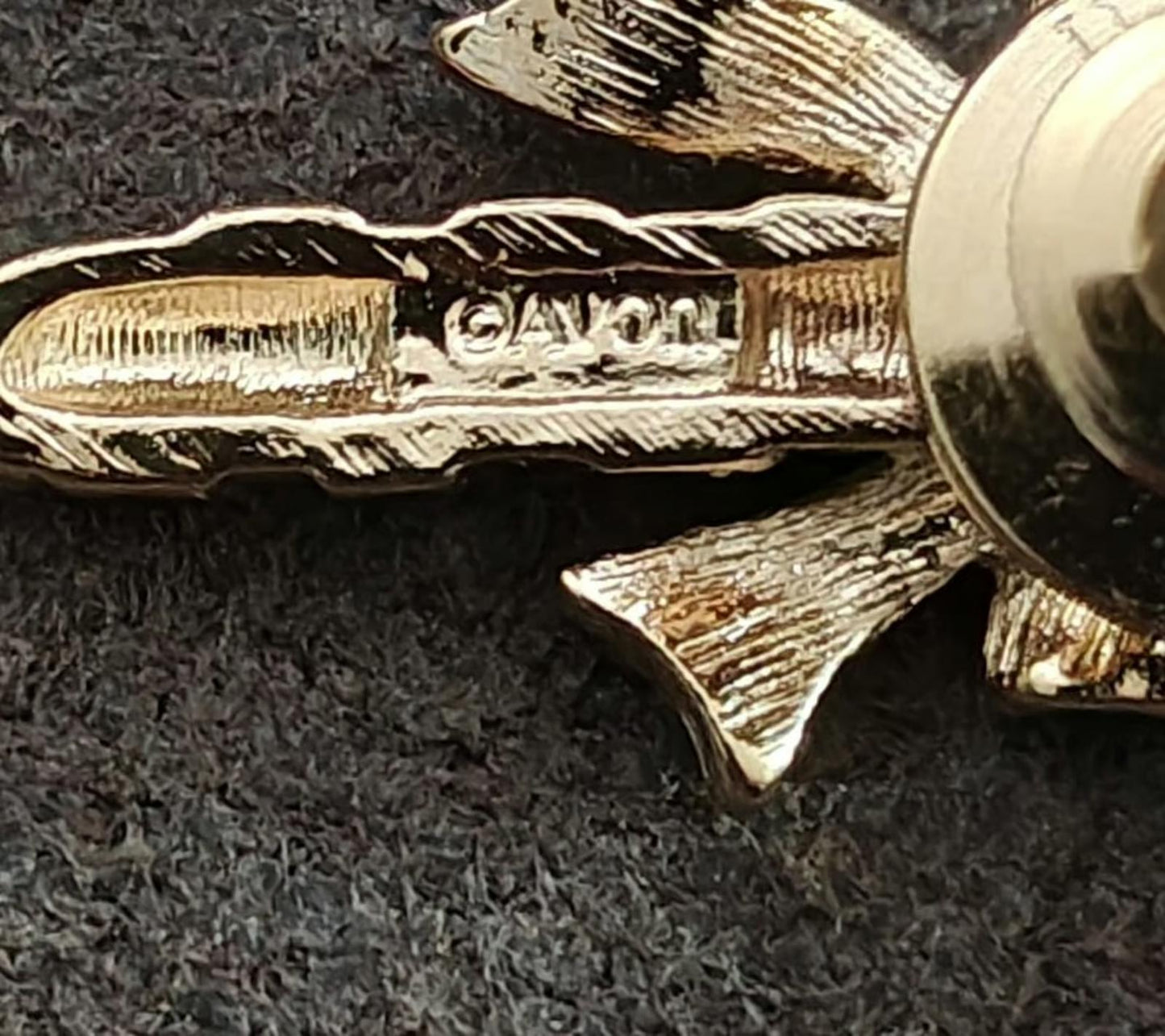 1980s Vintage Avon Candy Cane Gold Tone Enamel Pin
