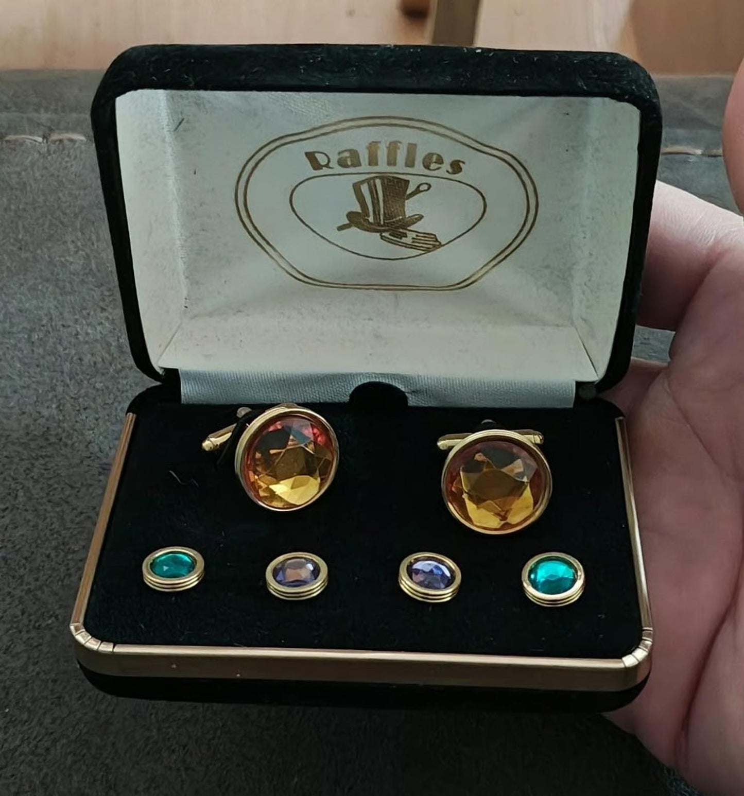1960/70’s Raffles Cufflinks & shirt studs set Gold Tone with faceted colored stones