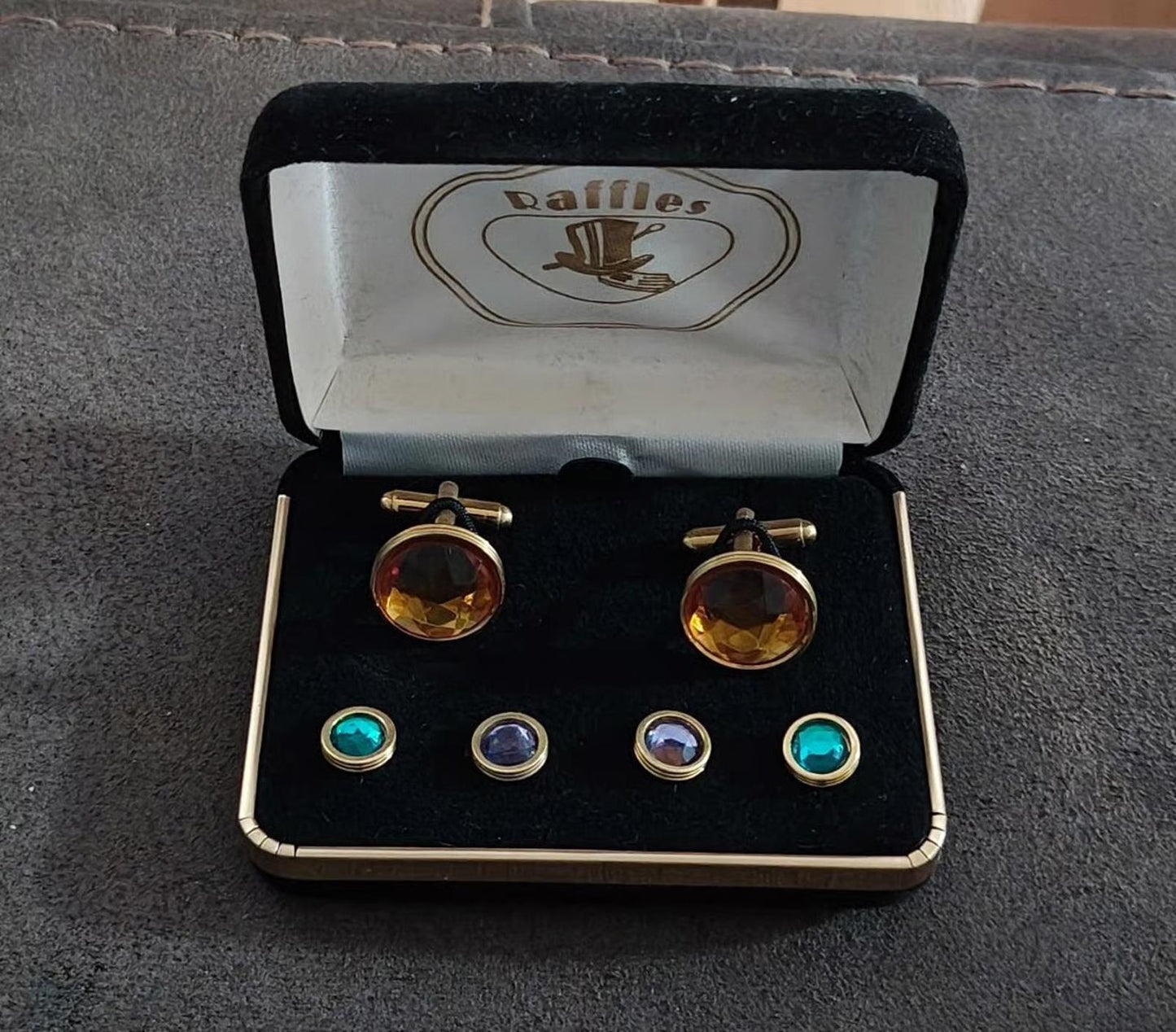 1960/70’s Raffles Cufflinks & shirt studs set Gold Tone with faceted colored stones