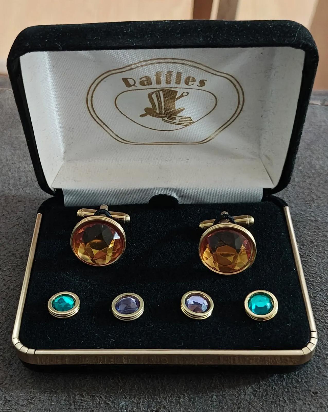 1960/70’s Raffles Cufflinks & shirt studs set Gold Tone with faceted colored stones