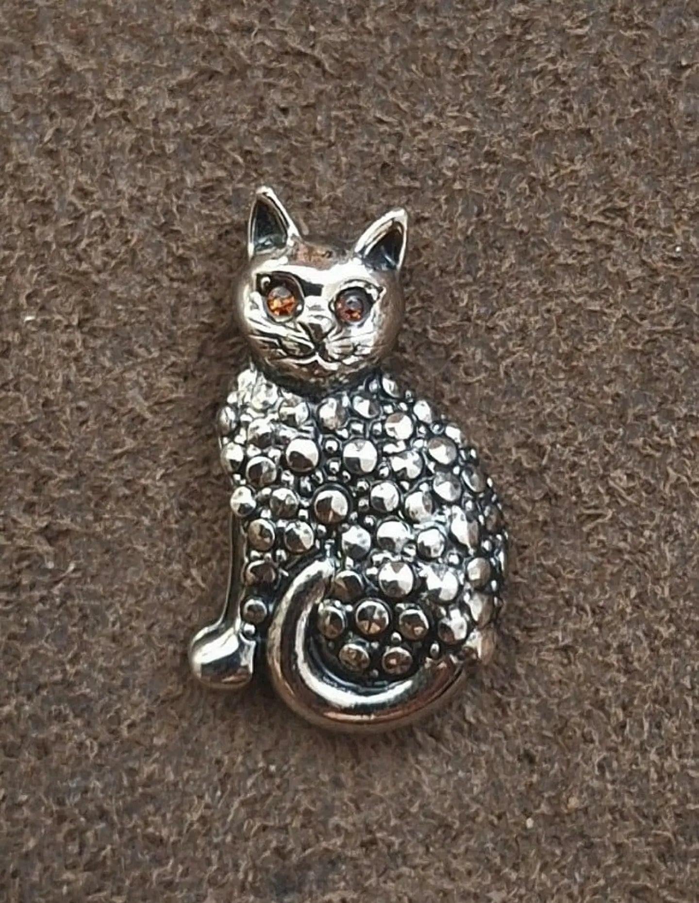 1980’s Avon Marcasite Cat Pin with Amber Colored Rhinestone