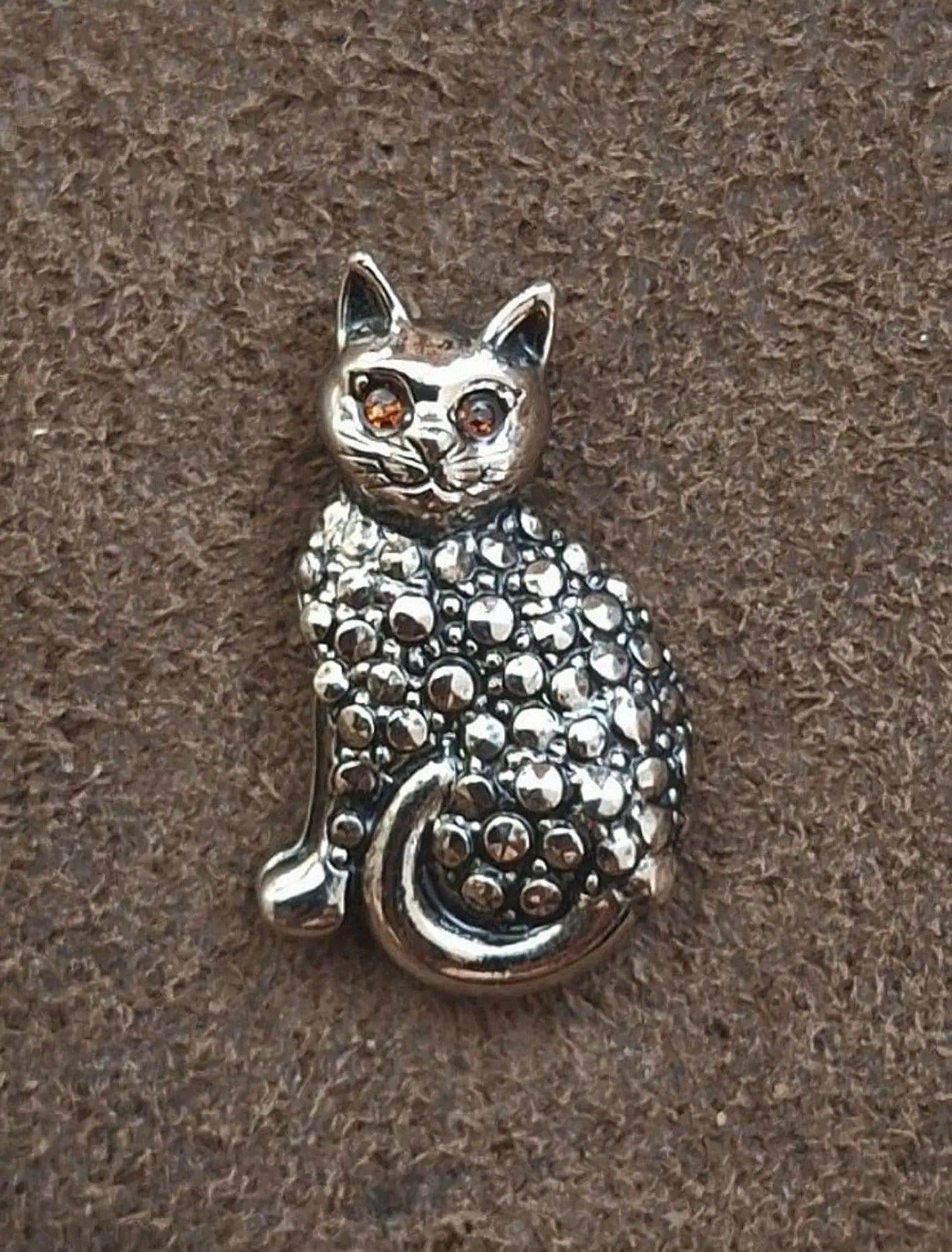 1980’s Avon Marcasite Cat Pin with Amber Colored Rhinestone