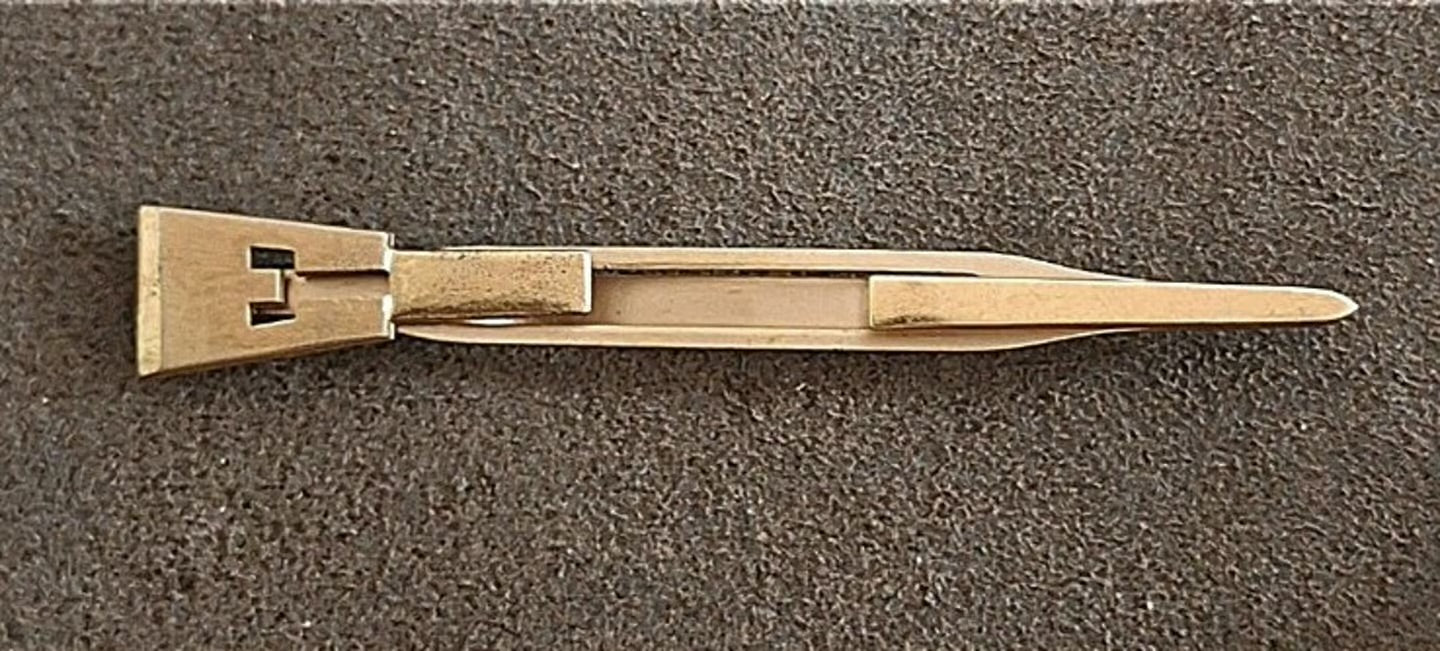 1960’s Swank Monogram Initial Letter "E" Sword Tie Clip Bar